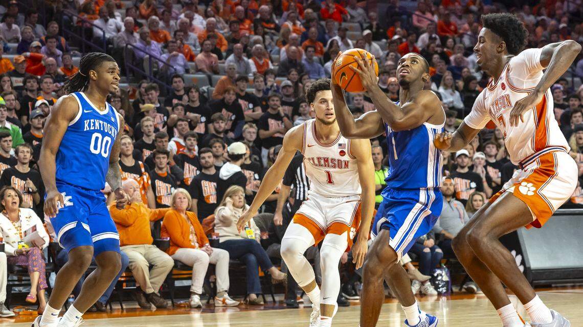 Box score from No. 4 Kentucky basketball’s 70-66 SEC/ACC Challenge loss to Clemson