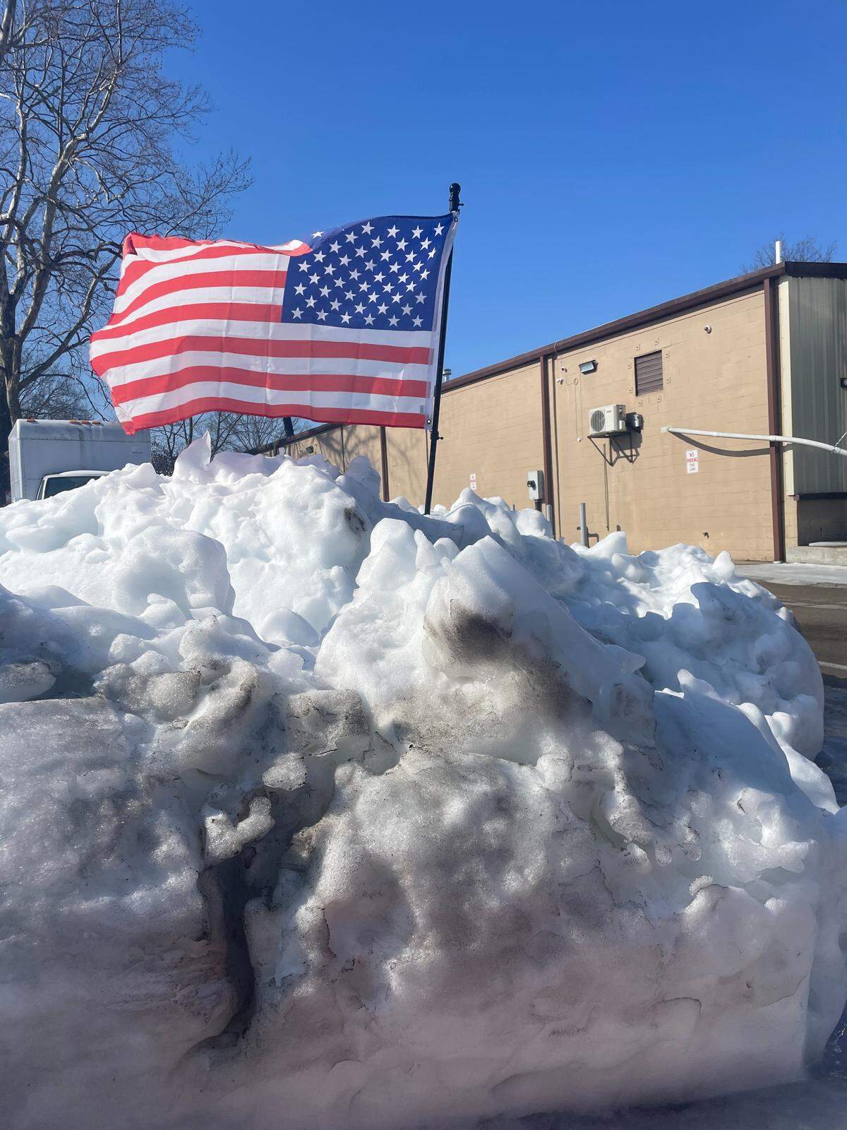 Lexington’s Warehouse District is having an online contest to see who can guess when a giant ice and snow pile will melt from La Petite Delicat’s parking lot