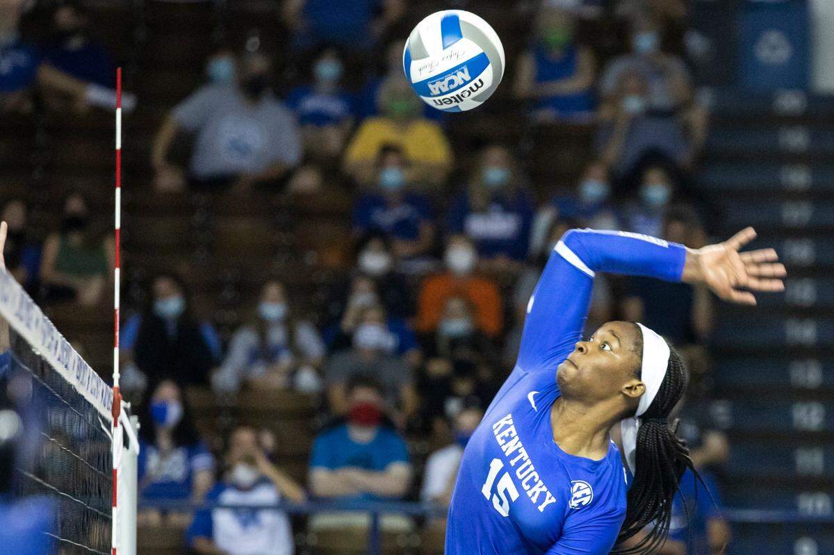 Senior middle blocker Azhani Tealer is expected to be a key player for Kentucky this season.
