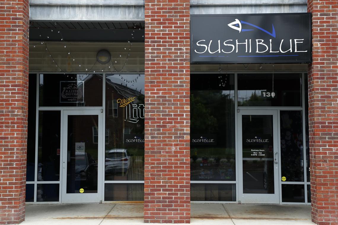 Sushi Blue at 85 Pasadena Drive #130 has been placed on probation.