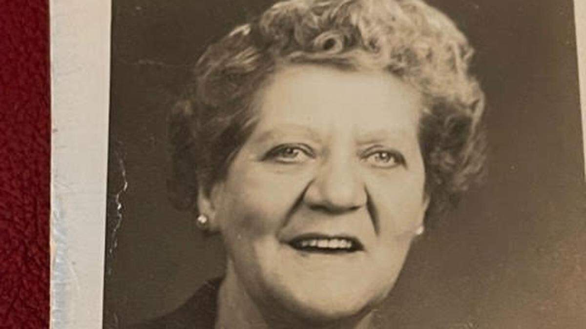 Stella Roth, grandmother of author Bruce Bonar