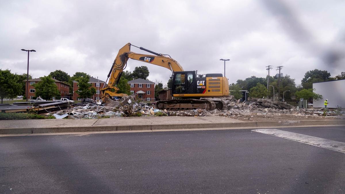 Left over debris from the closed Jellyfish Restaurant on Wednesday, July 17, 2024, at Jellyfish Restaurant in Lexington, Kentucky. Photo by Matthew Mueller