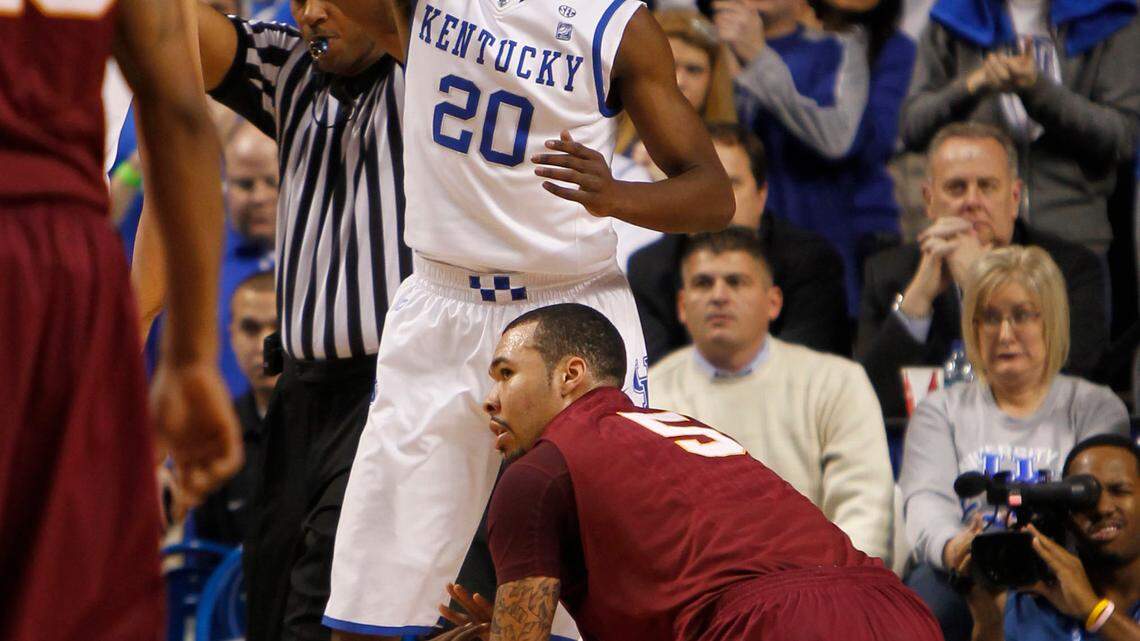 Kentucky Wildcats guard Doron Lamb signaled Kentucky ball as Kentucky played Winthrop on Wednesday December 22, 2010 in Lexington, Ky. Photo by Mark Cornelison | Staff