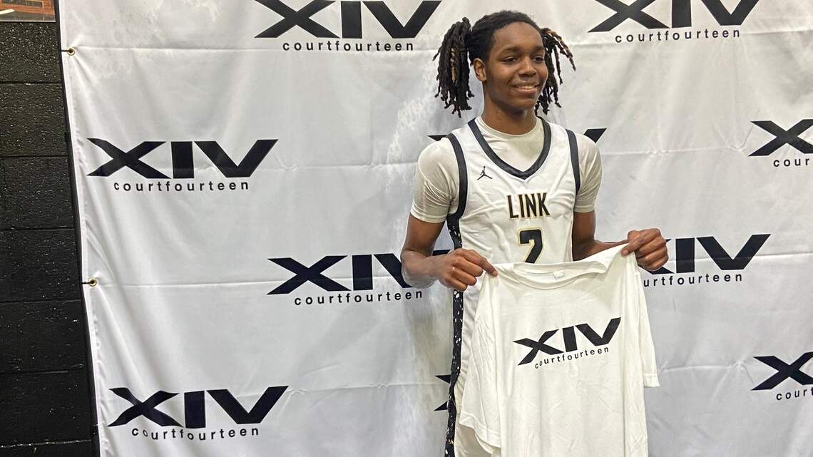 UK basketball recruit Jasper Johnson returns to Central Kentucky, produces star performance
