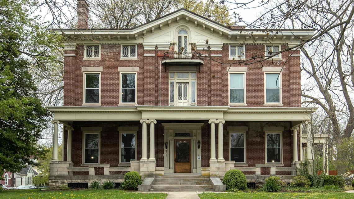 The Lexington Rescue Mission wants to turn a former home at 203 E. Fourth St. into a community center for the city’s homeless. The Board of Adjustment will hear the case on Monday, April 12, 2021. Neighbors oppose it because it will mean more homeless people in an area of the East End that already has many homeless service providers.