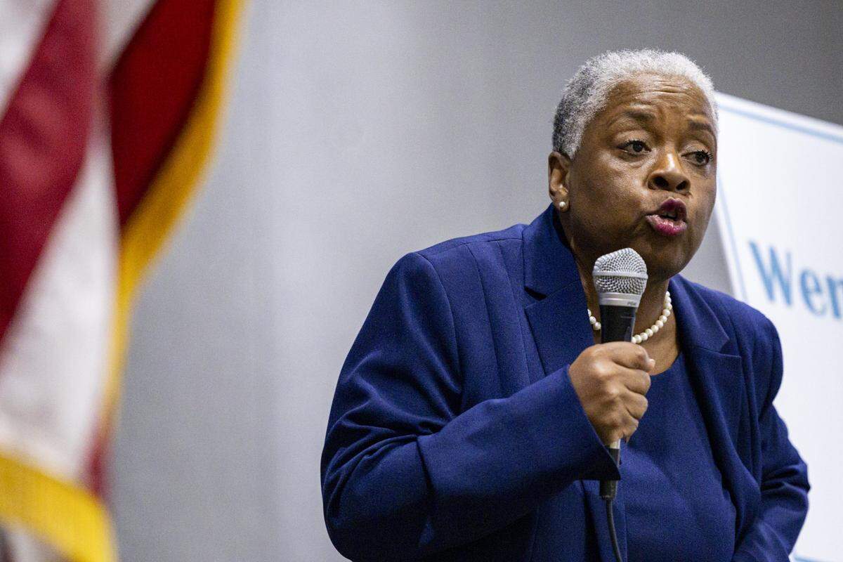 Pamela Stevenson speaks during the annual Wendell H. Ford Dinner on Tuesday, Sept. 30, 2025, at Clay Community Center in Mt. Sterling, Ky.