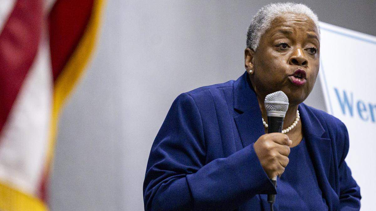 Pamela Stevenson speaks during the annual Wendell H. Ford Dinner on Tuesday, Sept. 30, 2025, at Clay Community Center in Mt. Sterling, Ky.