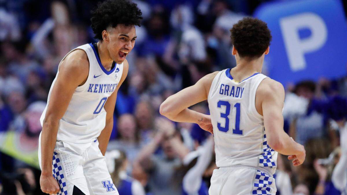 ‘That was big.’ Kentucky rallies and wins without Wheeler and Washington.
