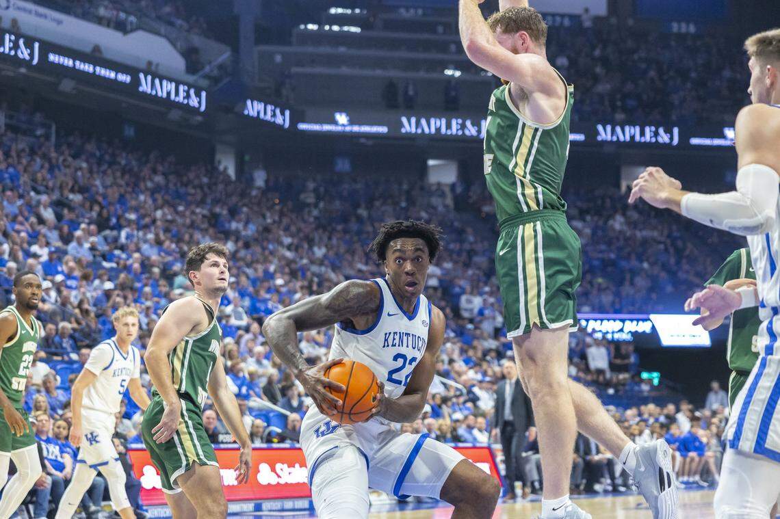 Kentucky center Amari Williams (22) looks to shoot the ball as Wright State forward Brandon Noel (14) defends during Monday’s game at Rupp Arena.