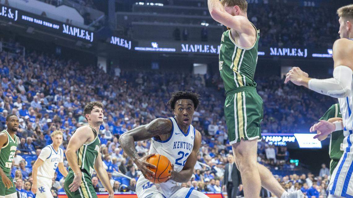 Kentucky can’t be stopped in game one of Pope era. Cats beat Wright State by 41 points.