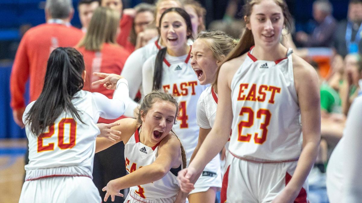 Star center dominates inside as Bullitt East advances to Girls’ Sweet 16 semifinals