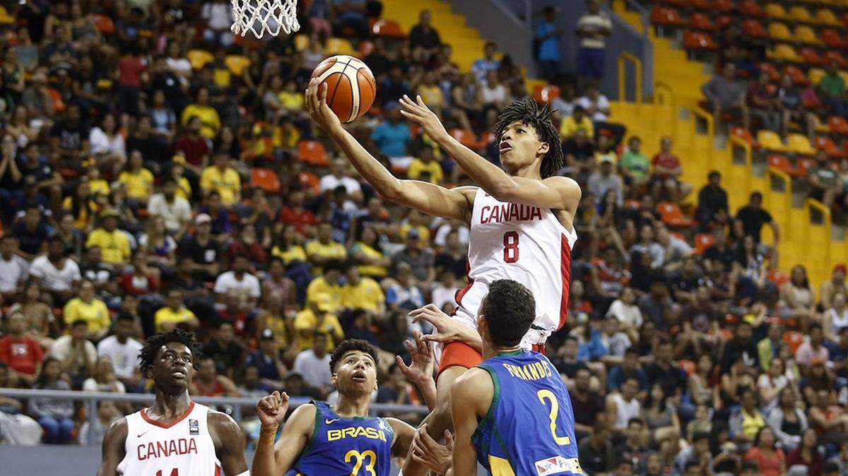 Shaedon Sharpe was a standout player for Canada at the U16 FIBA Americas Championships in 2019 and is starring at Dream City Christian (Ariz.) at the high school level.
