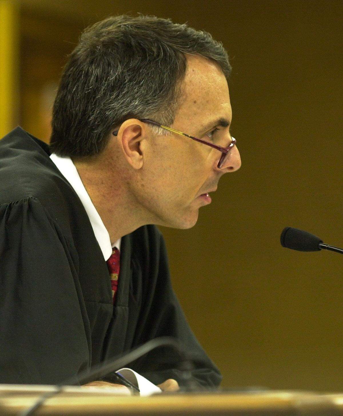 Judge Lewis Paisley sentencing Ron Berry in Courtroom 3B in the Fayette County Courthouse. Friday May 5, 2000
