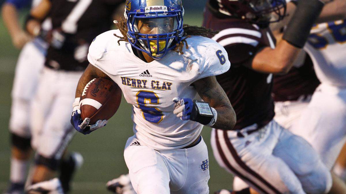 Henry Clay's Elijah Bell was one of the city's best runners as a junior last season, rushing for more than 1,800 yards and 16 touchdowns in 12 games. He averaged 10 yards per carry. Photo by Mark Cornelison | Staff
