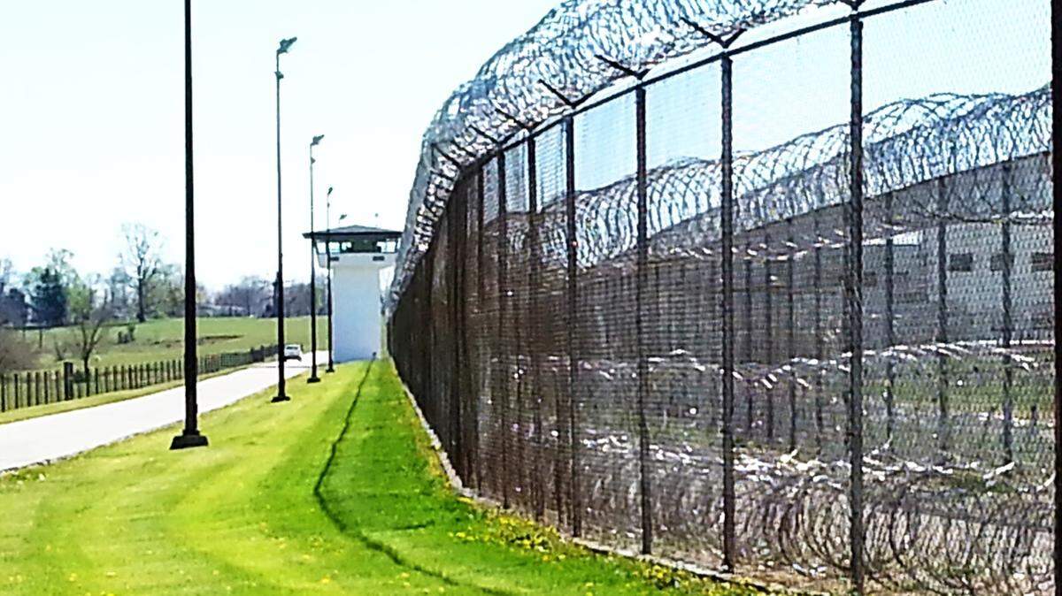 The victim of an assault at Luther Luckett Correctional Complex died more than a month later, but Kentucky State Police have released sparse details about the incident. 