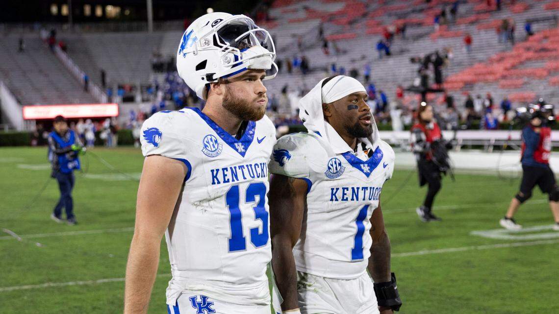 On another big stage, Kentucky football again comes up small