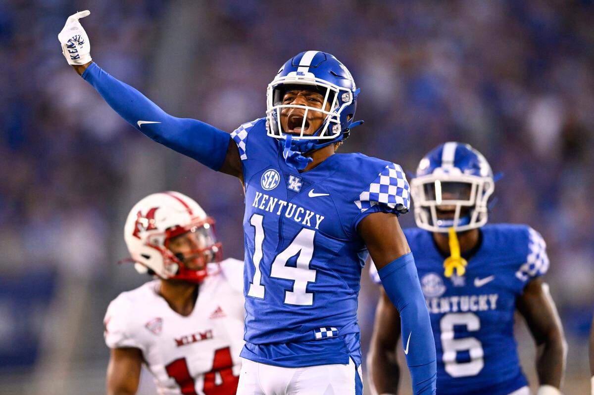 Cornerback Carrington Valentine started 24 of 25 games for Kentucky across the last two seasons with one interception.