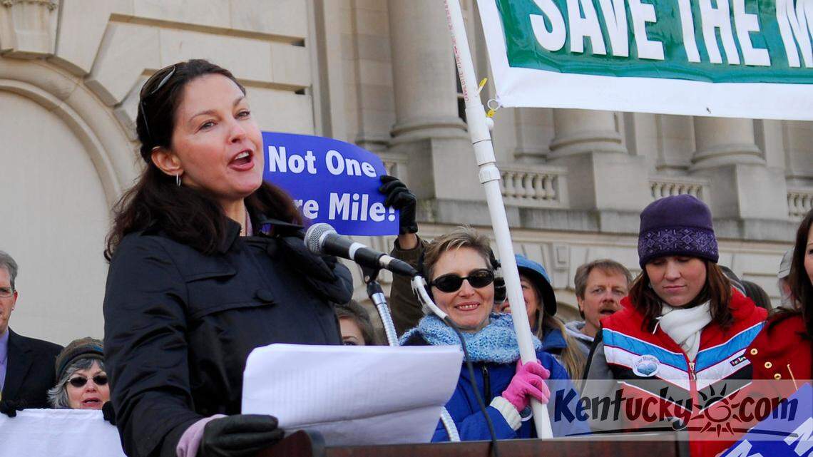 Ashley Judd spoke to about 1,000 people on the steps of the state capitol in Frankfort on Tuesday as part of the  I love mountains  rally against mountaintop removal coal mining. Photo by Tom Eblen | Staff