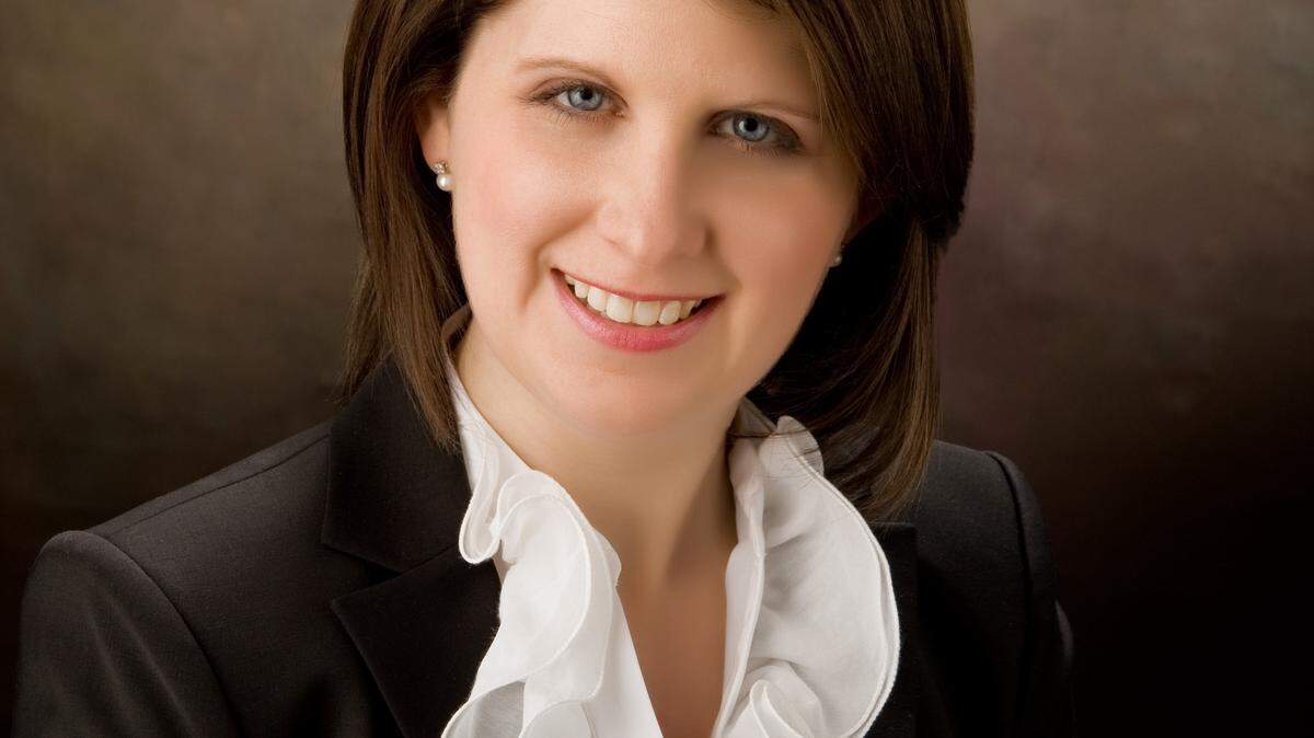 Stephanie Spires