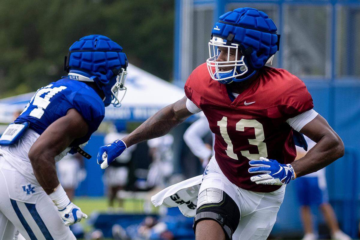 Kentucky linebacker J.J. Weaver (13) made 33 tackles, including 6.5 for a loss, last season.