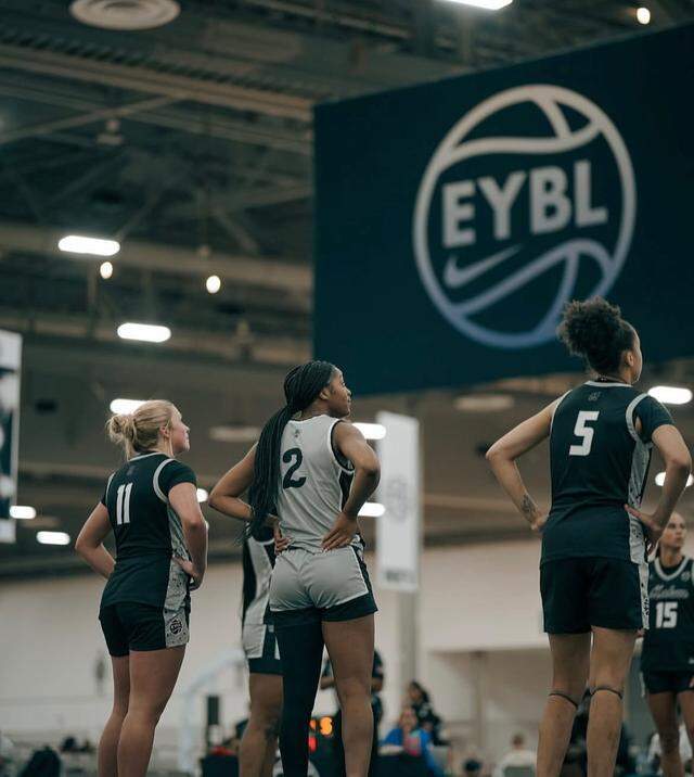 Class of 2027 combo guard Ryan Carter (2) is the No. 10 recruit in the country and holds offers from Kentucky, LSU, North Carolina and Louisville, among others.