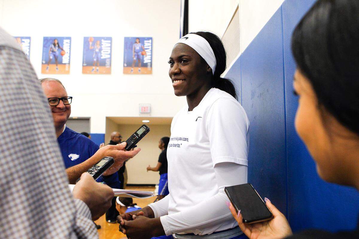 Freshman Rhyne Howard is being counted on to contribute immediately for Kentucky this season.
