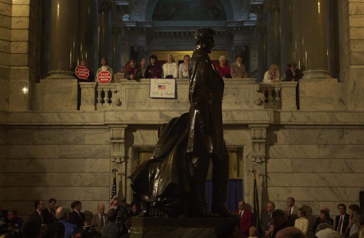 A large crowd filled the rotunda of the Capitol in Frankfort, Ky., Jan. 30, 2002 for the anti-abortion rally.