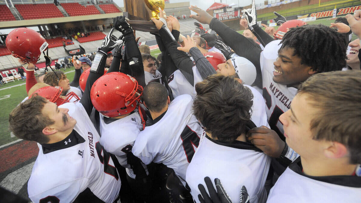 Div 1A Football