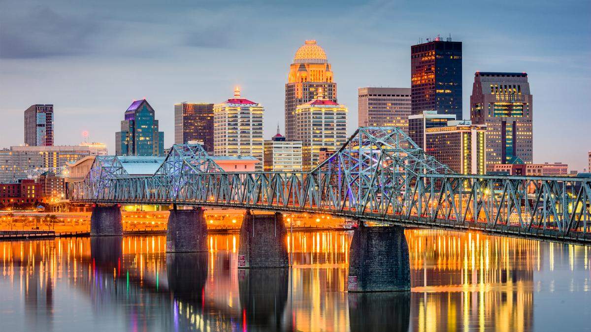 Louisville, Kentucky, USA skyline on the river.
