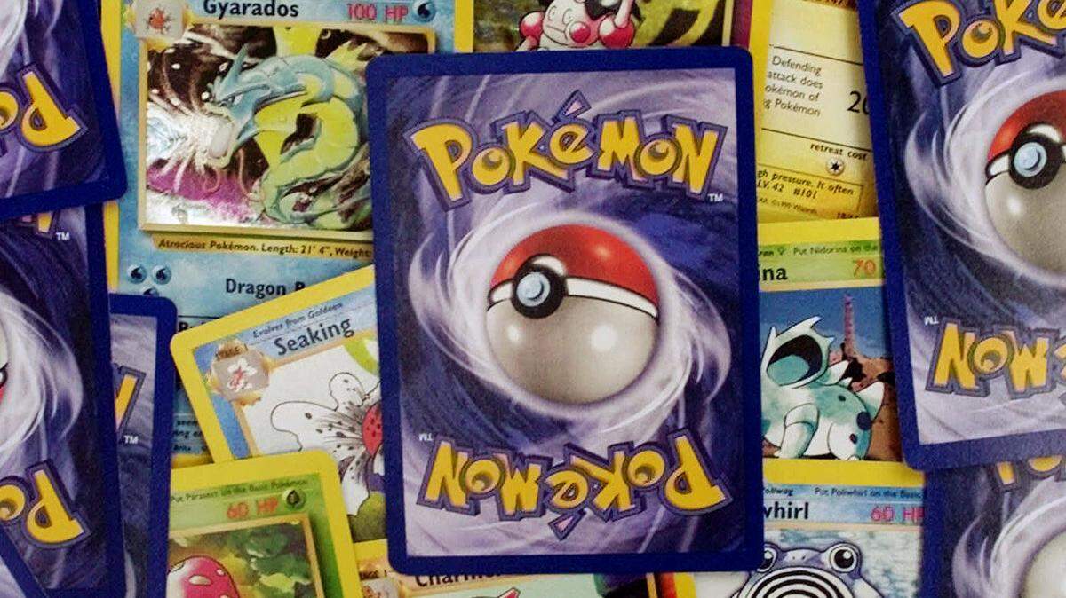 1999: Pokemon Trading cards