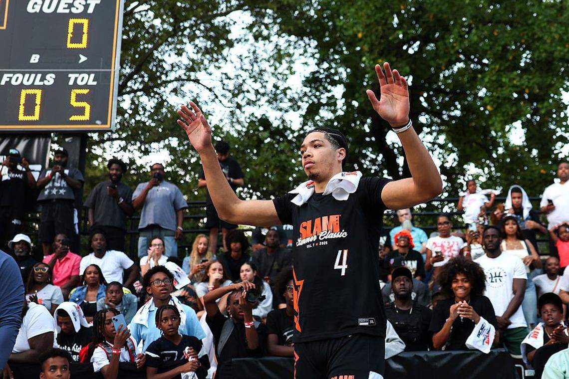 NEW YORK, NEW YORK - AUGUST 18: Class of 2026 recruit Tyran Stokes #4 walks on the court during the SLAM Summer Classic at Rucker Park on August 18, 2025 in New York City. (Photo by Ishika Samant/Getty Images)