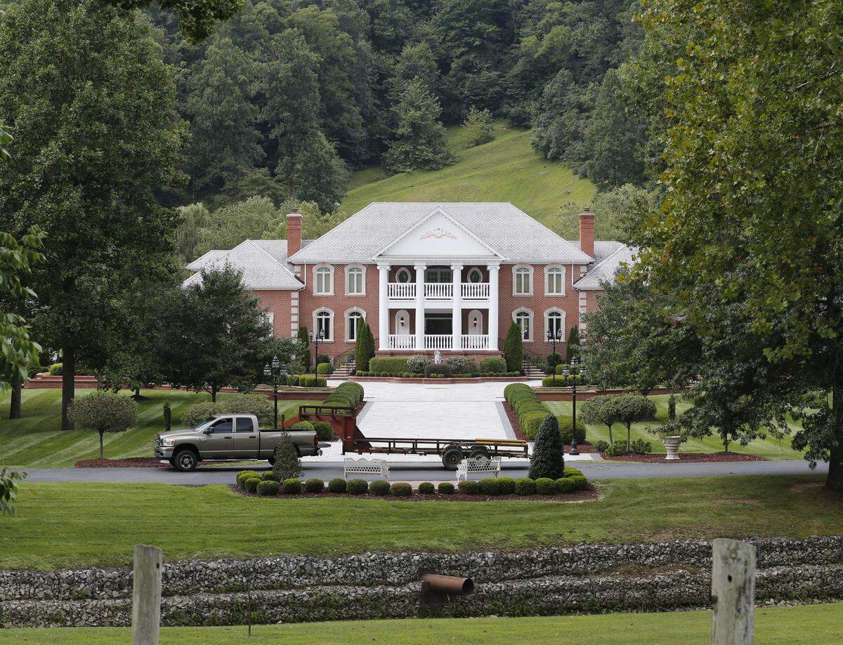 James H. Booth’s house in Inez. Booth grew up near Warfield, a tiny Martin County town, and he graduated from Morehead State University. Photo by Charles Bertram | Staff