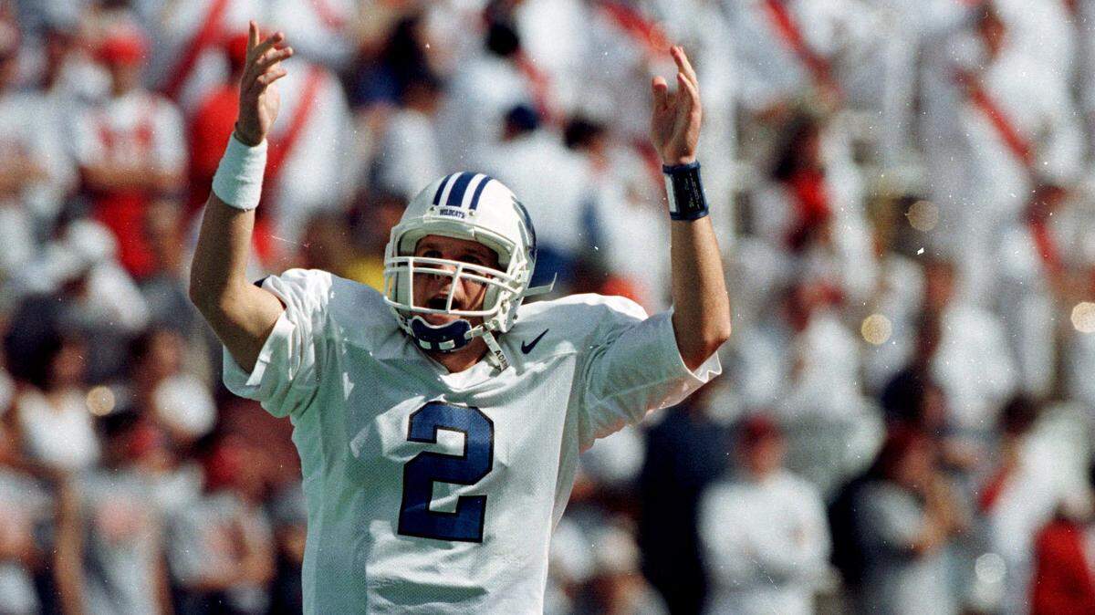 Honoring Tim Couch and more Kentucky-Georgia football game day notes