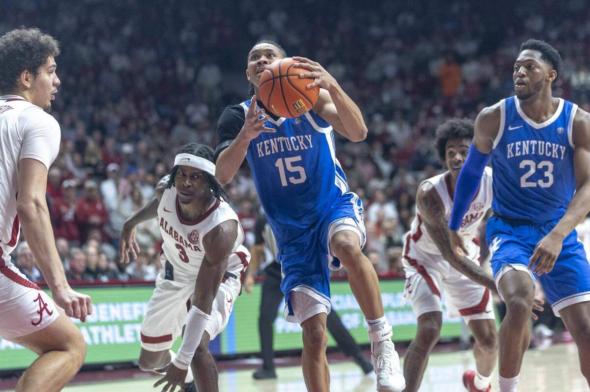 Kentucky point guard Jaland Lowe (15) scored 21 points and had three rebounds, two assists, two steals and a blocked shot in UK’s 89-74 loss Saturday at then-No. 14 Alabama. The Wildcats will open their SEC home schedule Wednesday against Missouri at Rupp Arena.