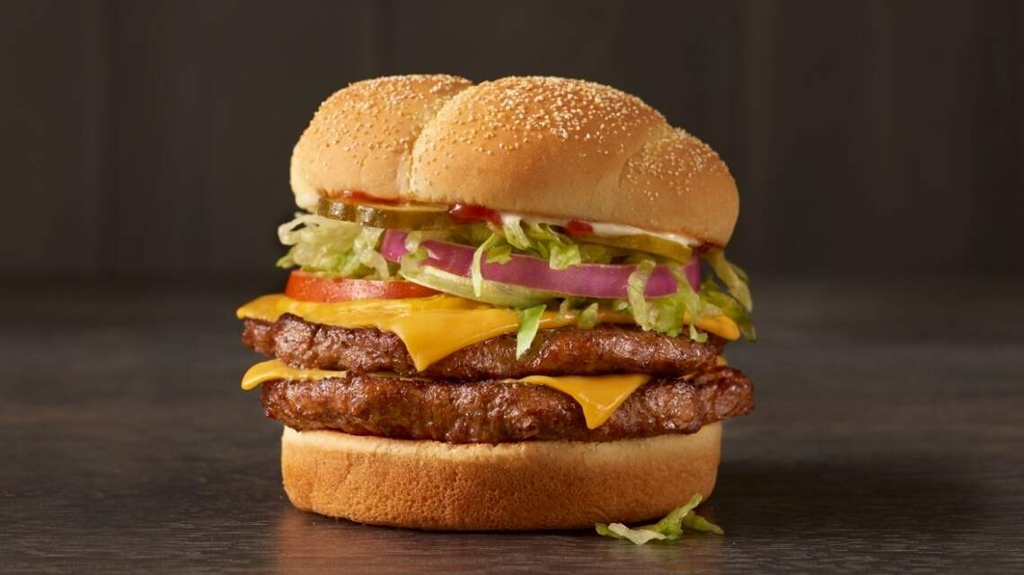 Late hours are on the menu at this reopened Kentucky fast-food restaurant