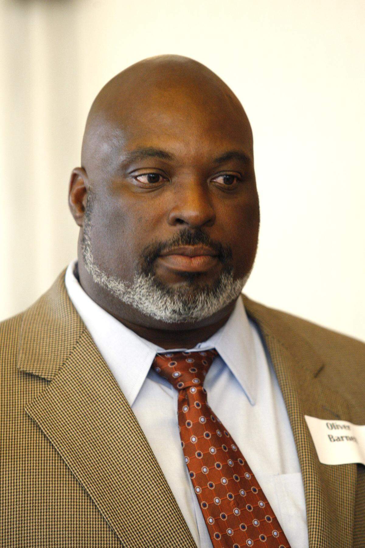 Oliver Barnett owns the UK record for most sacks in a career with 26. He starred at UK from 1986-89.