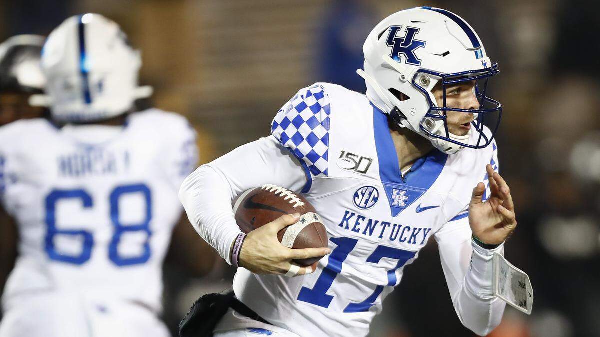 Former Lafayette standout, UK quarterback Walker Wood enters NCAA transfer portal