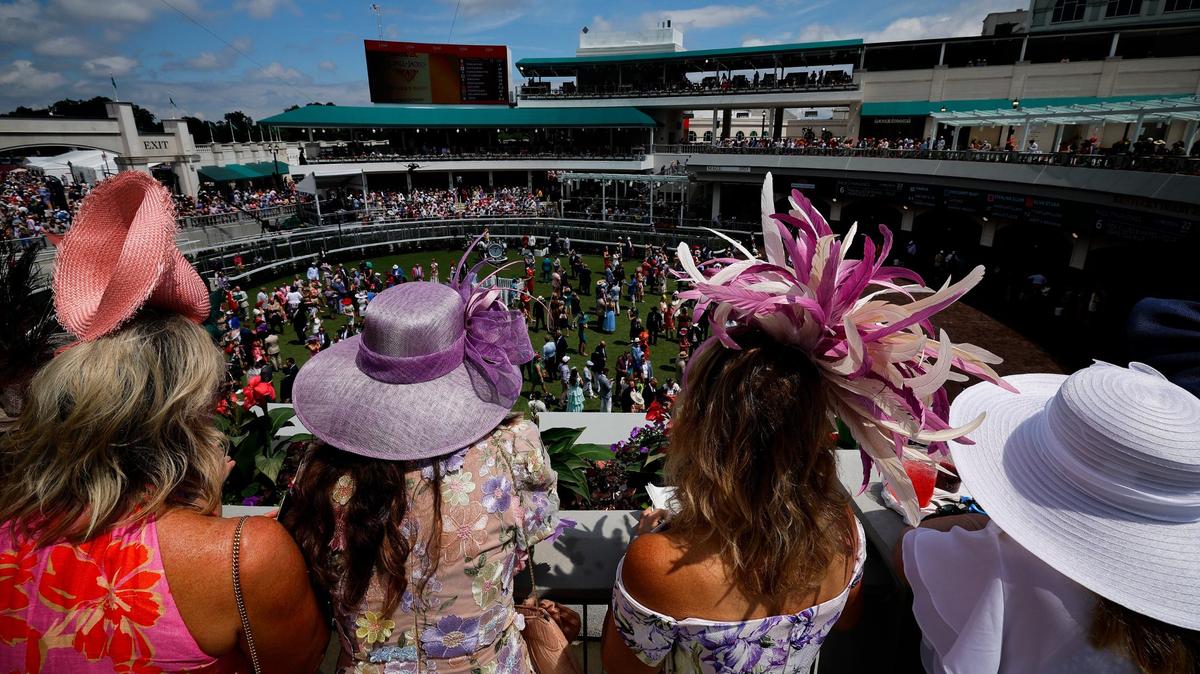 For Kentucky Derby first-timers, spectacle and fashion make bucket list trips complete