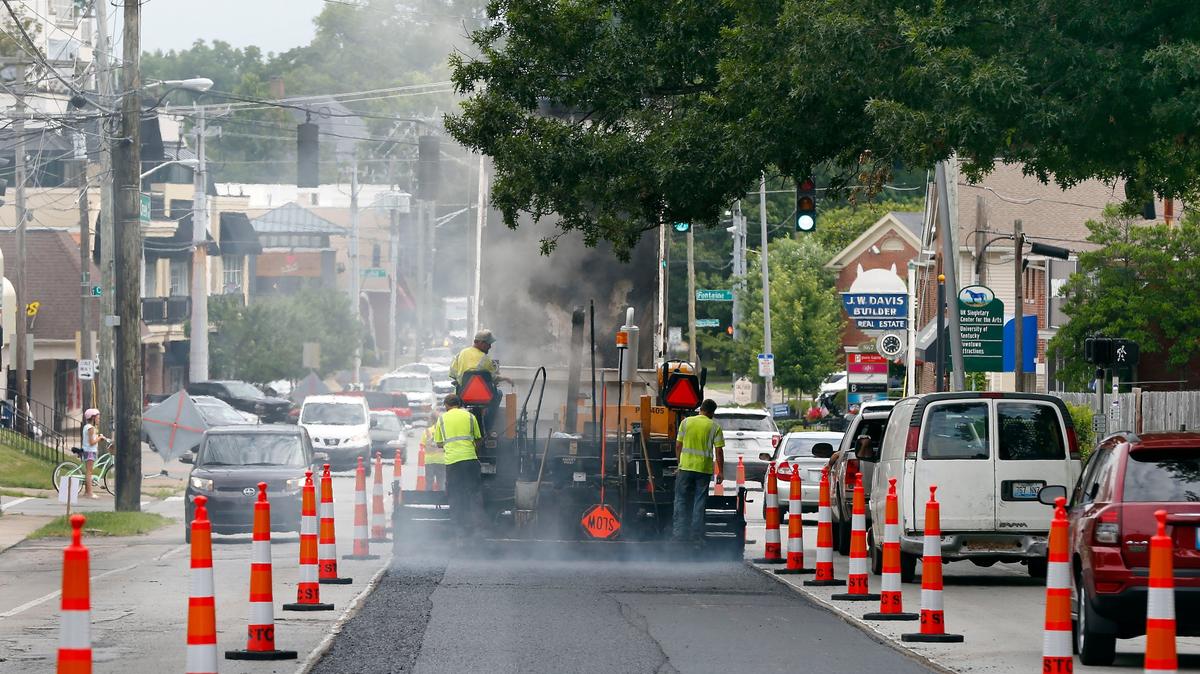 Crews worked Monday morning on paving the turn lane of Tates Creek Road near the intersection with Cochran Road and Sunset Drive. The city of Lexington recently took ownership of Tates Creek Road New Circle Road to downtown.