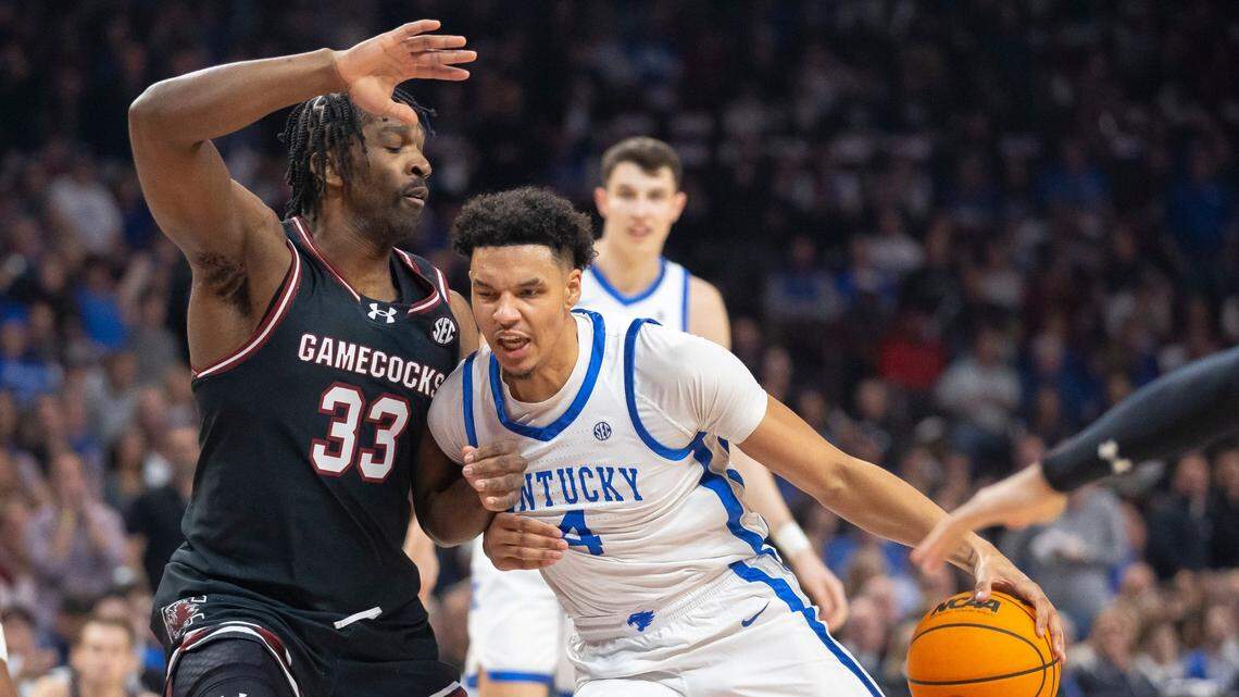 Where to watch, how to follow the Kentucky men’s basketball game at Arkansas