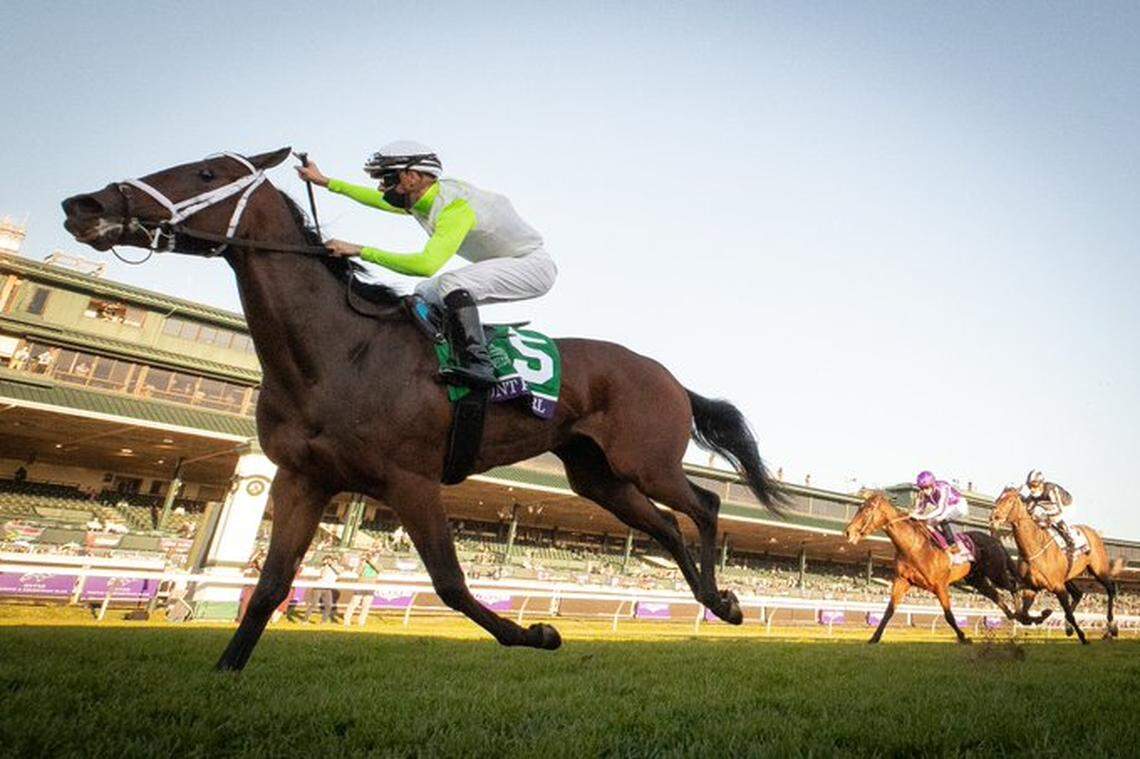 Aunt Pearl and jockey Florent Geroux sped to a 2 1/2-length victory in Friday’s $1 million Breeders’ Cup Juvenile Fillies Turf at Keeneland. Mother Earth finished second, followed by Miss Amulet.