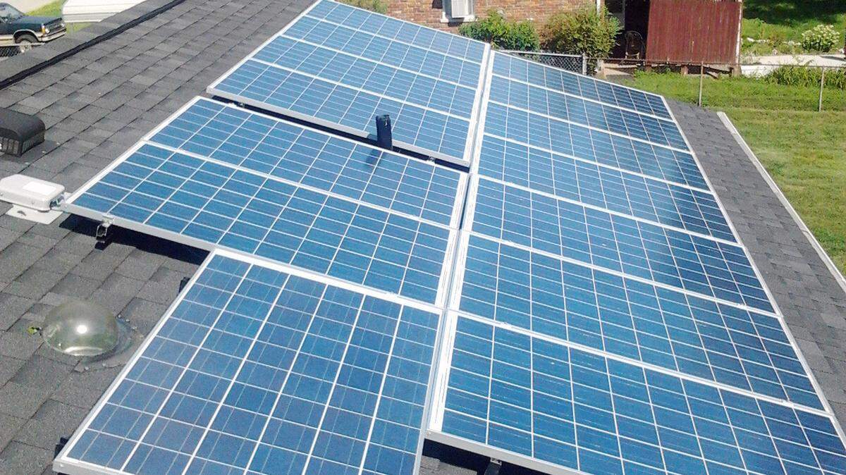 Alternative Energies of Kentucky installed this solar panel-power system on a customer's home in Frankfort.  