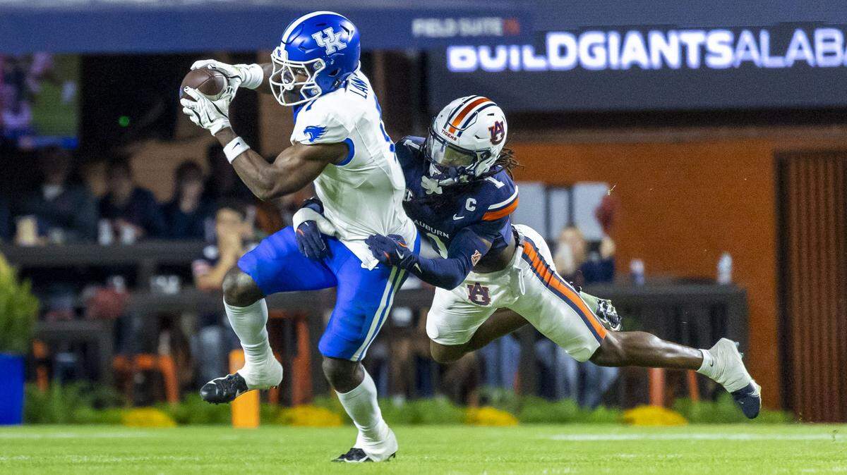 Kentucky wide receiver Kendrick Law (1) leads the Wildcats in receptions (30), receiving yards (351) and touchdown catches (three).