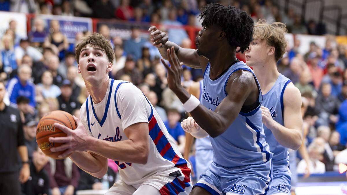 Madison Central’s Jake Feldhaus, left, is a Belmont signee. Since Bruins coach Casey Alexander left to become head coach at Kansas State, however, Feldhaus is in a bit of recruiting limbo waiting to see who Belmont hires as its new coach.