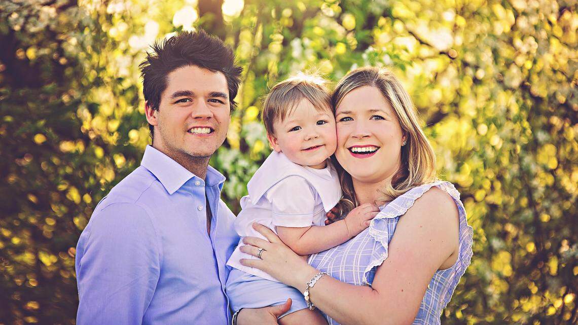 ‘We were called to this profession.’ Cut off from son, Lexington nurse fights pandemic.