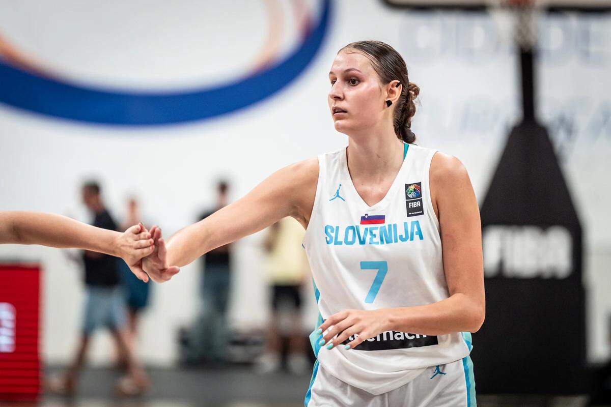 Slovenia’s Ajša Sivka, recent Kentucky signee and 2025 first-round WNBA draft pick, has yet to have her eligibility determined by the NCAA. 