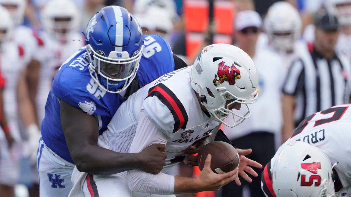 How Kentucky and Eastern Kentucky football teams match up — with a game prediction