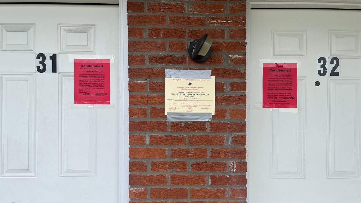 Condemned notices are posted outside two units of the Oxford Circle apartment complex after a deadly gas leak July 7, 2025. The Lexington-Fayette Urban County Council is considering an ordinance that would require widespread adoption of carbon monoxide detectors in various types of dwellings.