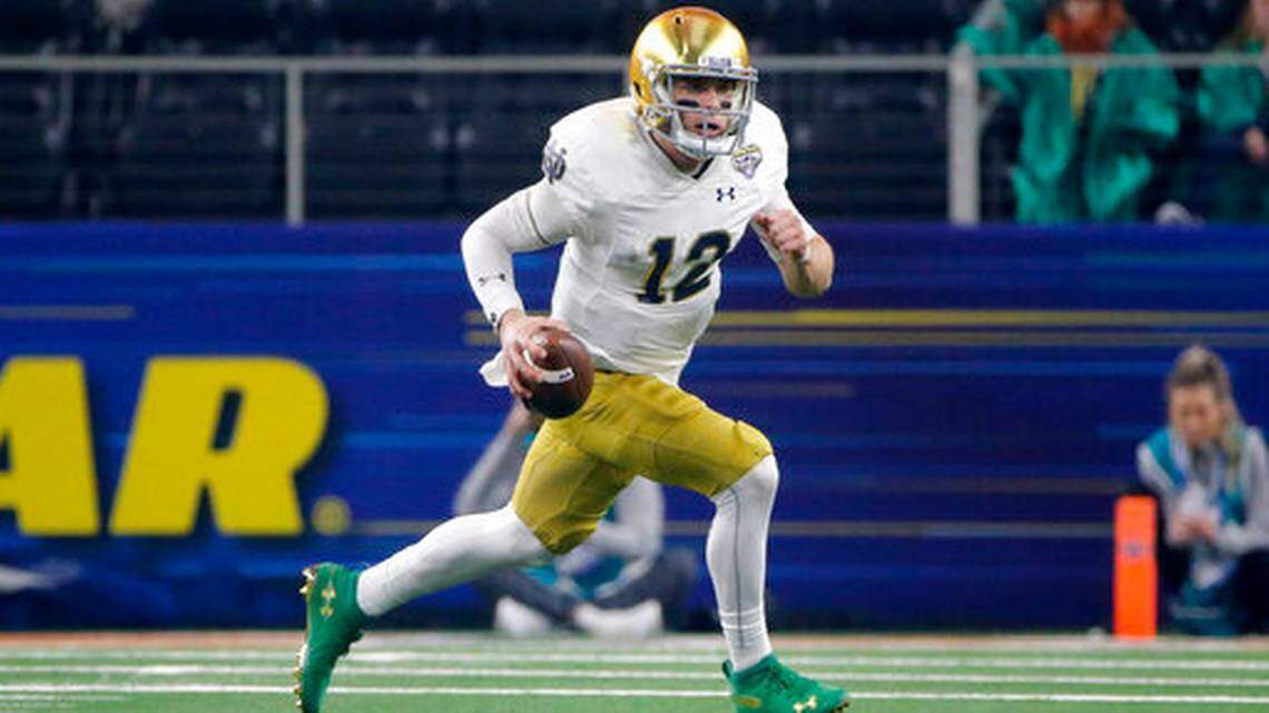 Before Louisville game, Notre Dame loses receiver for season