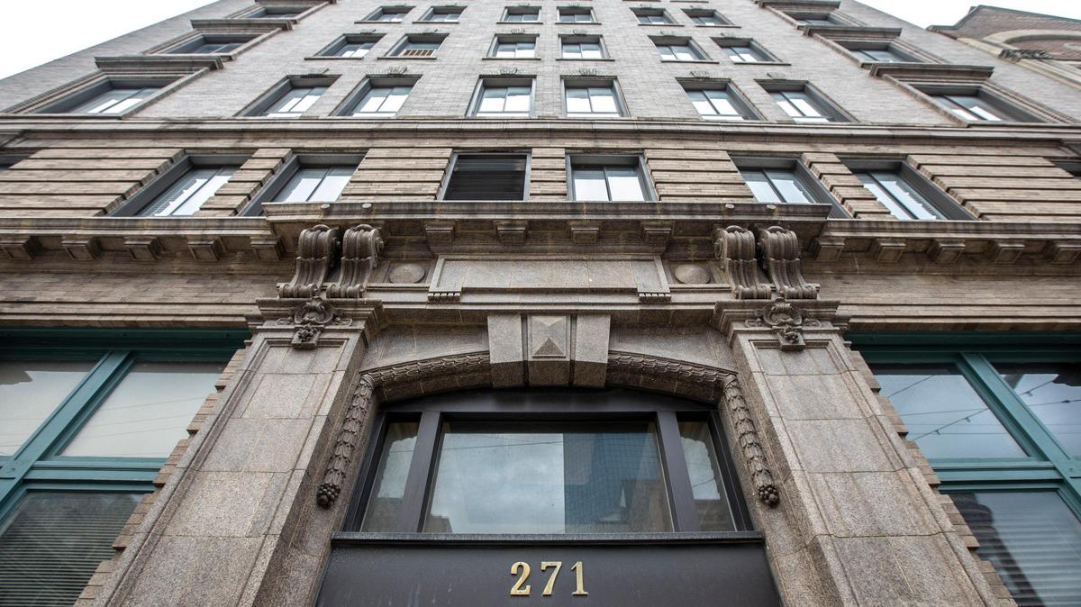 The historic eight-story Security Trust building at 271 West Short St., will be gaining a restaurant on the ground floor, Frank & Dino’s, an upscale Italian dining spot.